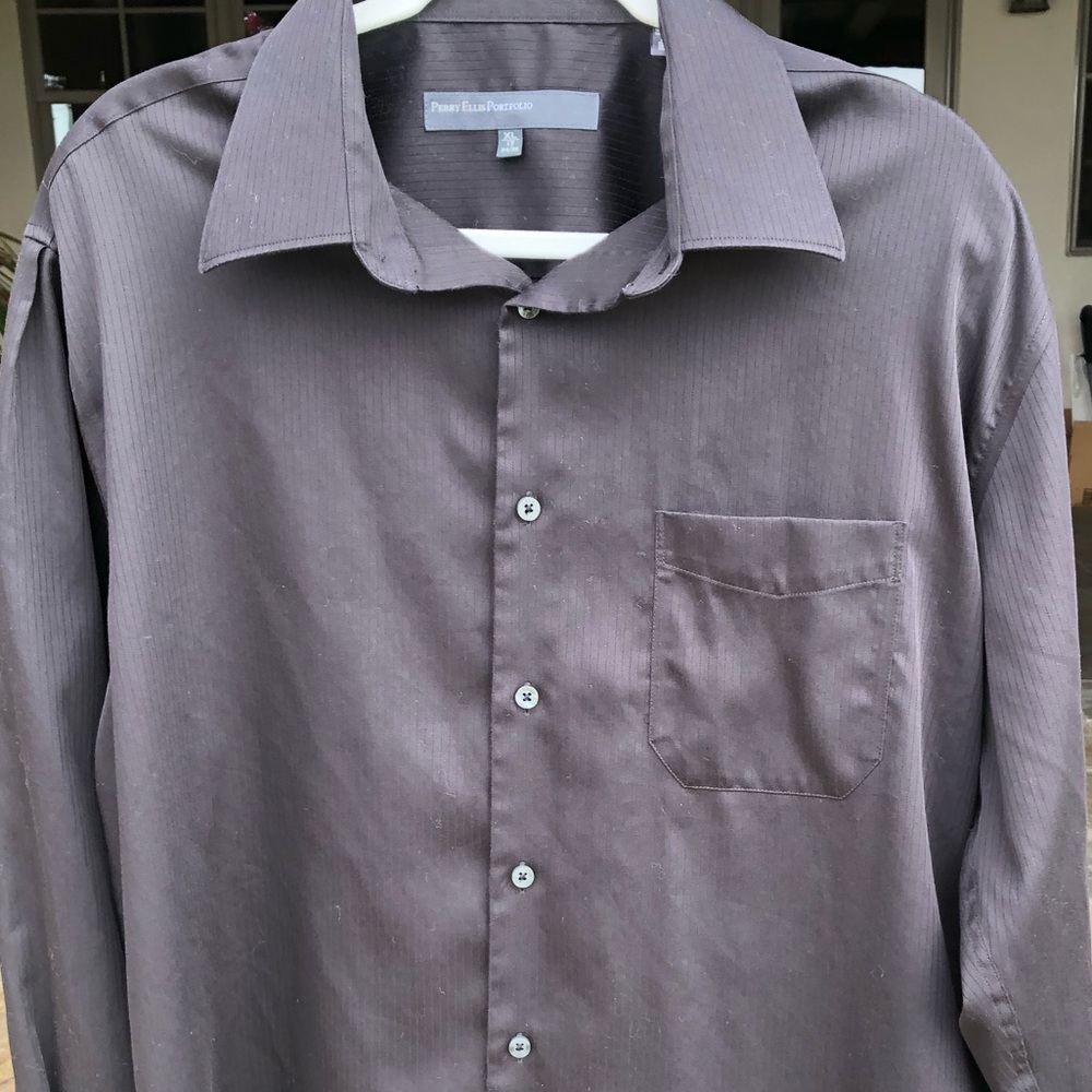 PERRY ELLIS WRINKLE FREE BUTTON DOWN XL 17 35/35